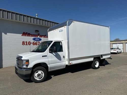 2024 Ford E-350SD Base Cutaway
