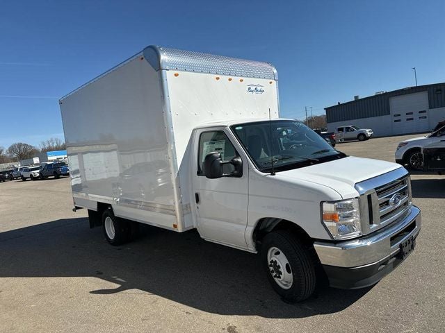 2024 Ford E-350SD Base Cutaway