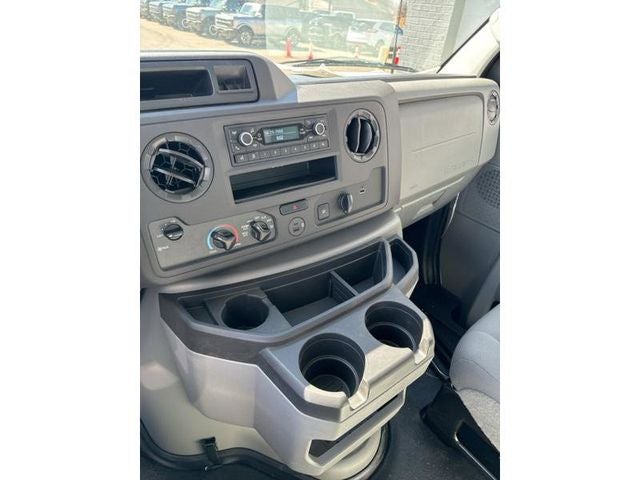 2024 Ford E-350SD Base Cutaway