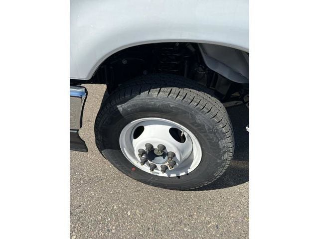 2024 Ford E-350SD Base Cutaway