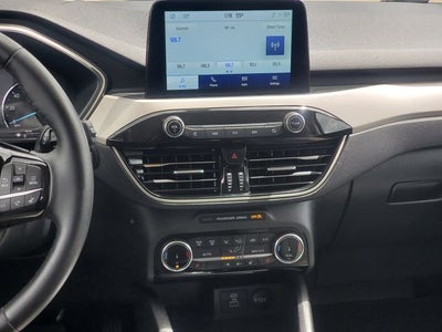 2022 Ford Escape Hybrid SE
