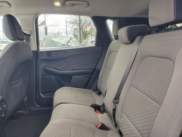 2022 Ford Escape Hybrid SE