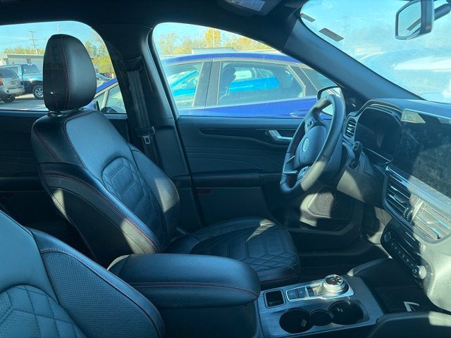2024 Ford Escape ST-Line Elite