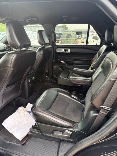 2022 Ford Explorer ST-Line