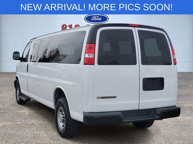2023 Chevrolet Express 3500 LS Passenger