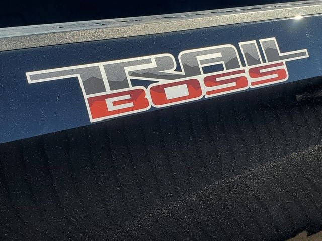 2020 Chevrolet Silverado 1500 Custom Trail Boss