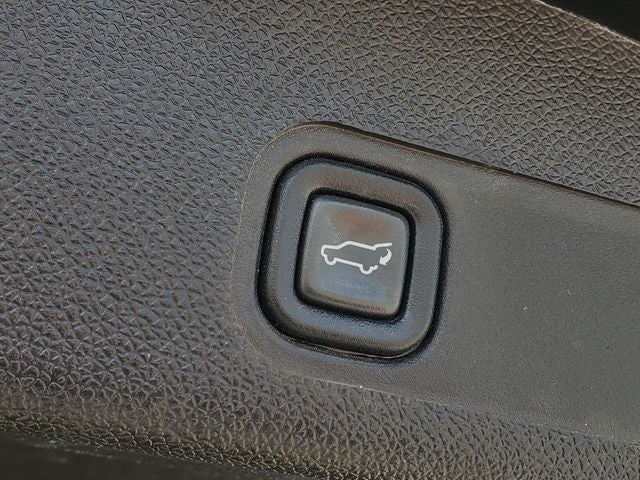 2013 Chevrolet Suburban 1500 LTZ