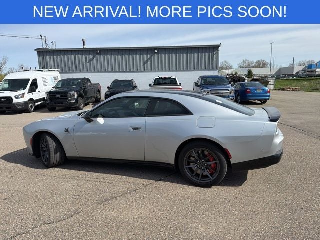 Used 2024 Dodge Charger Daytona Scat Pack with VIN 2C3CDBDK9RR197170 for sale in Lapeer, MI