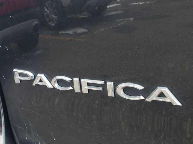 2017 Chrysler Pacifica Touring L Plus