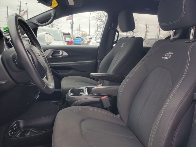 2018 Chrysler Pacifica Touring Plus