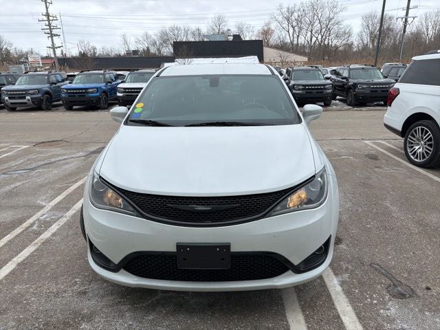 2018 Chrysler Pacifica Touring Plus