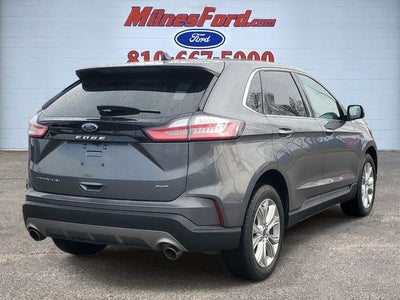 2022 Ford Edge Titanium