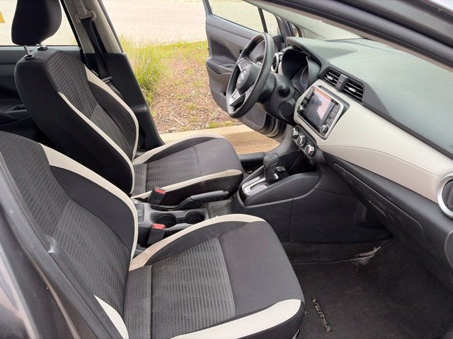 2022 Nissan Versa 1.6 SV