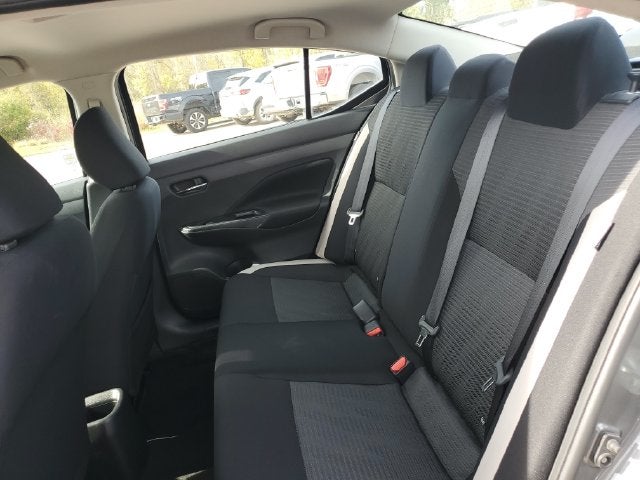 2022 Nissan Versa 1.6 SV