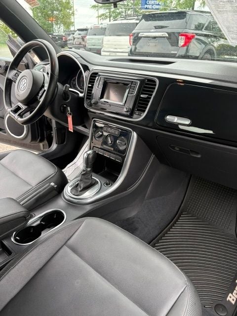2019 Volkswagen Beetle Convertible 2.0T S