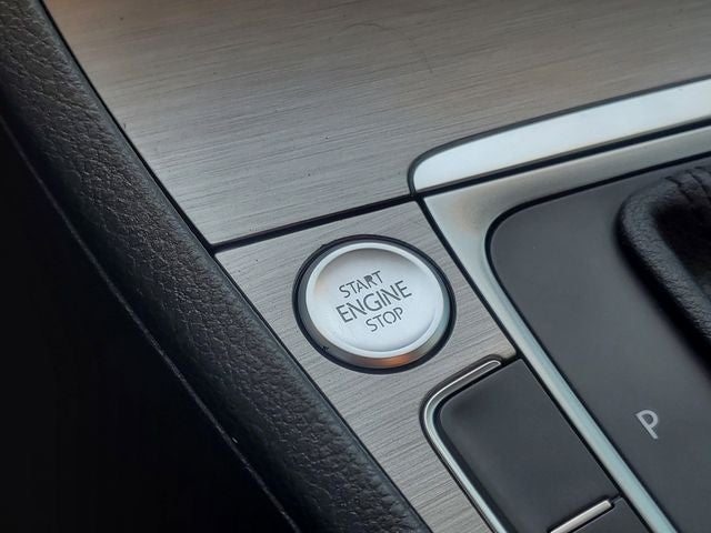 2015 Volkswagen Golf SportWagen S