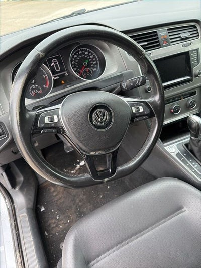 2015 Volkswagen Golf SportWagen S