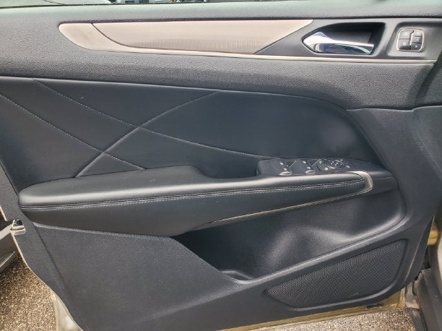 2015 Lincoln MKC Base