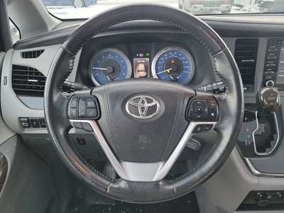 2018 Toyota Sienna XLE 7 Passenger