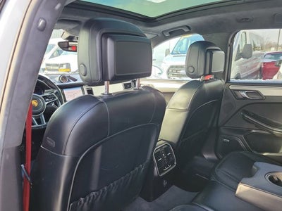 2018 Porsche Macan Turbo