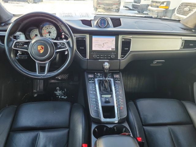 2018 Porsche Macan Turbo