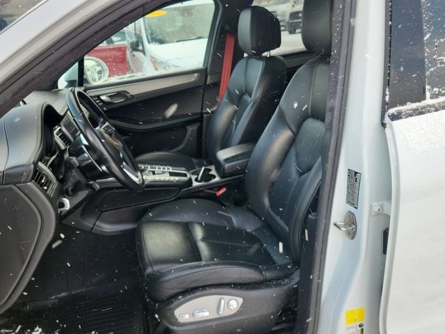 2018 Porsche Macan Turbo