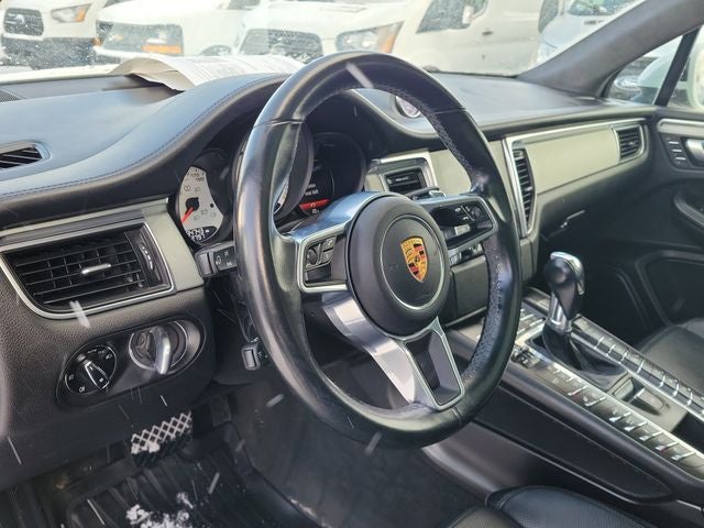 2018 Porsche Macan Turbo