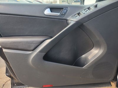 2017 Volkswagen Tiguan 2.0T Wolfsburg Edition